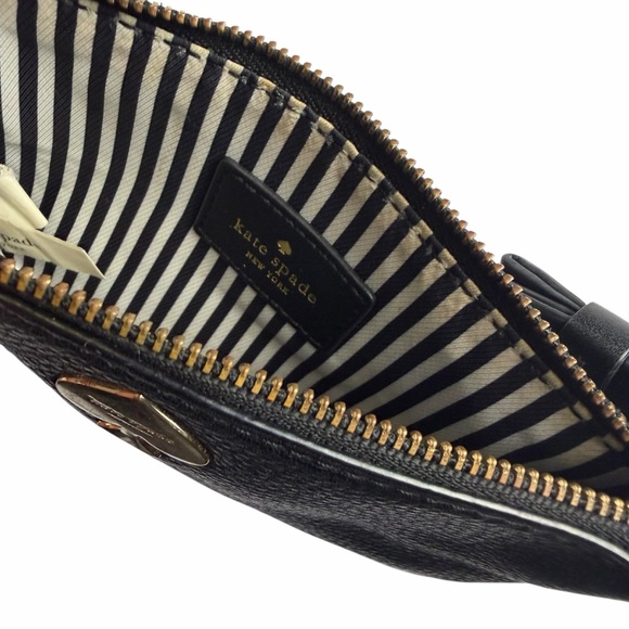 Kate Spade Black Leather Zipper Wristlet purse - Picture 4 of 7